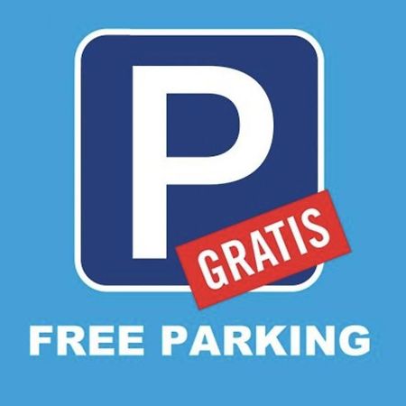 Central And Beautiful Apartment - Free Parking Málaga Kültér fotó