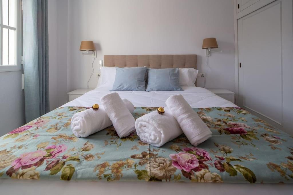 Central And Beautiful Apartment - Free Parking Málaga Kültér fotó