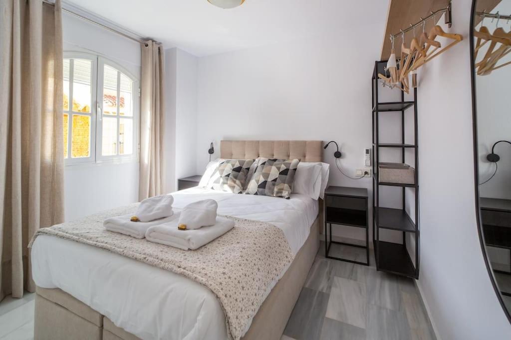 Central And Beautiful Apartment - Free Parking Málaga Kültér fotó